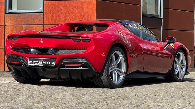 Neu Ferrari 296 829 PS (609 kW) 2025 Rot