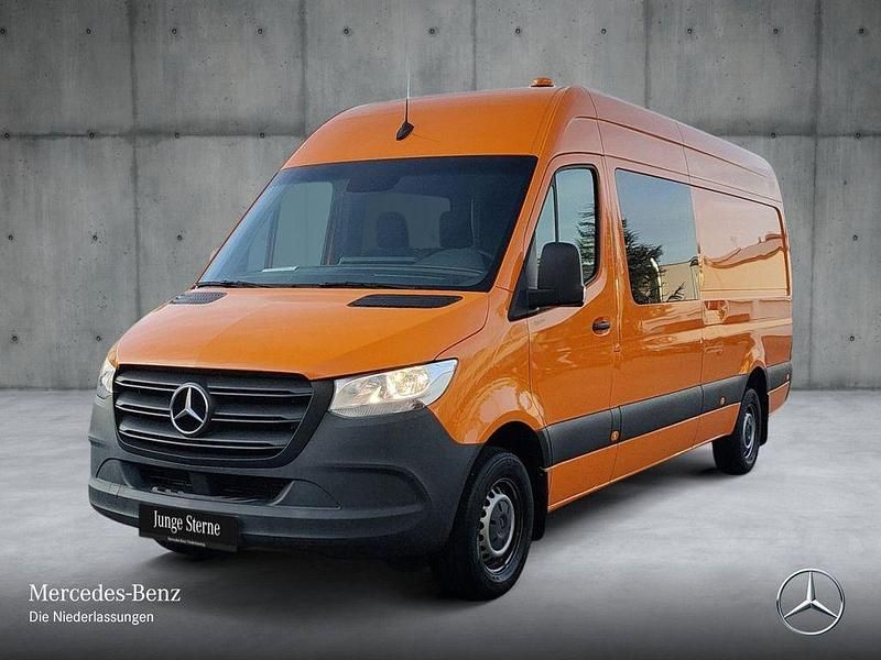 Gebraucht Mercedes Sprinter 163 PS (119 kW) 2021 Orange Van