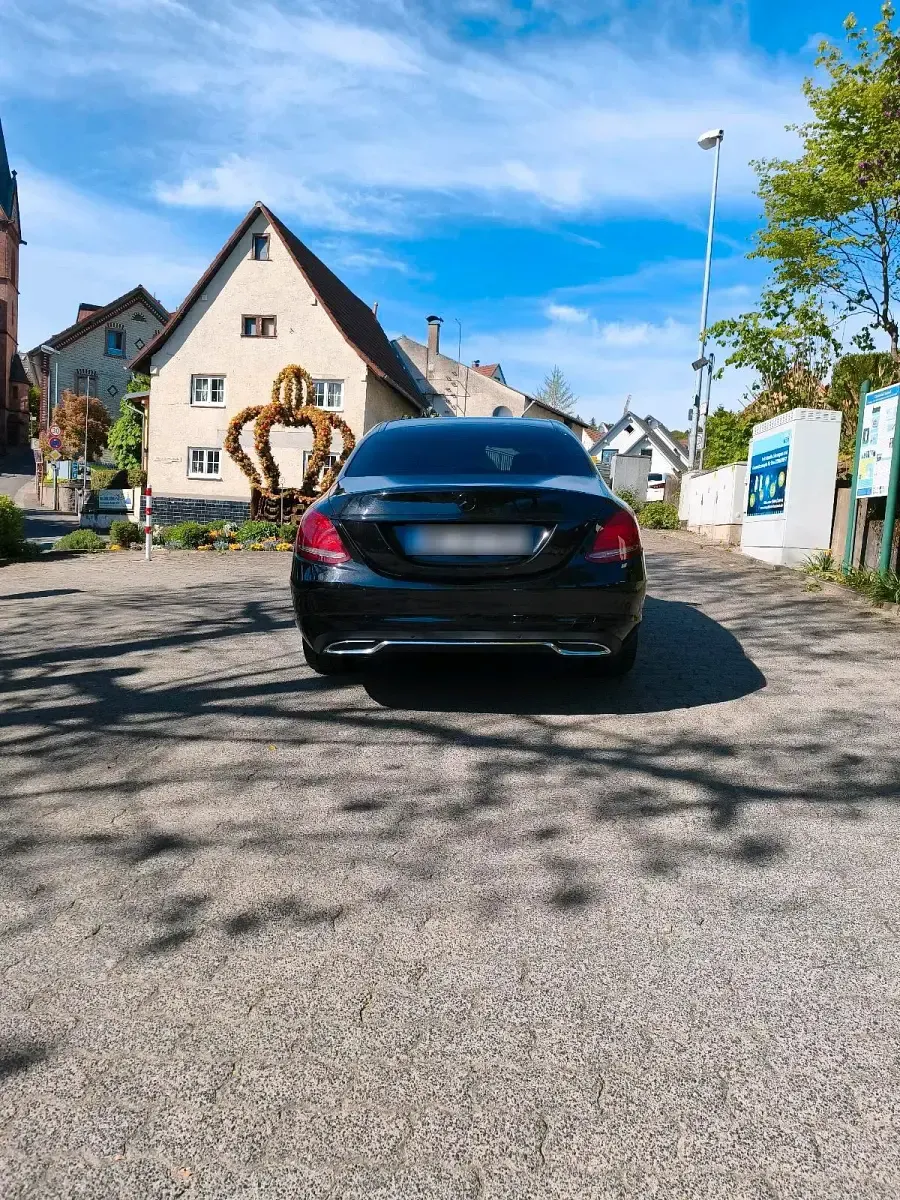 Gebraucht Mercedes C200 184 PS (135 kW) 2016 Schwarz Limousine
