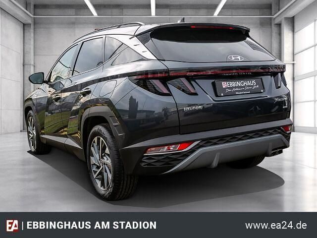 Gebraucht Hyundai Tucson Trend 136 PS (100 kW) 2024 Dark knight / mic (schwarz) SUV