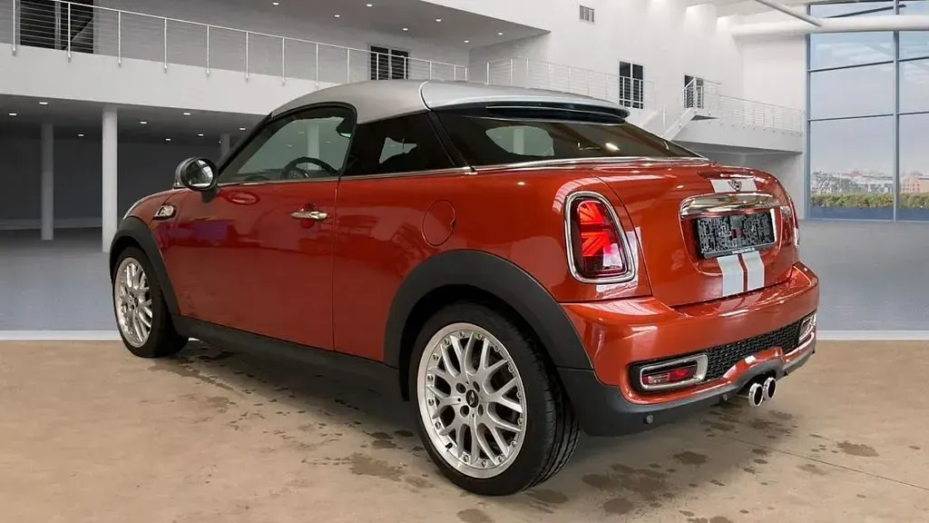 Gebraucht Mini Cooper S Coupé 184 PS (135 kW) 2012 Orange Coupé