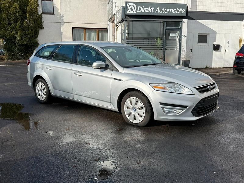 Gebraucht Ford Mondeo 140 PS (102 kW) 2013 Silber Kombi