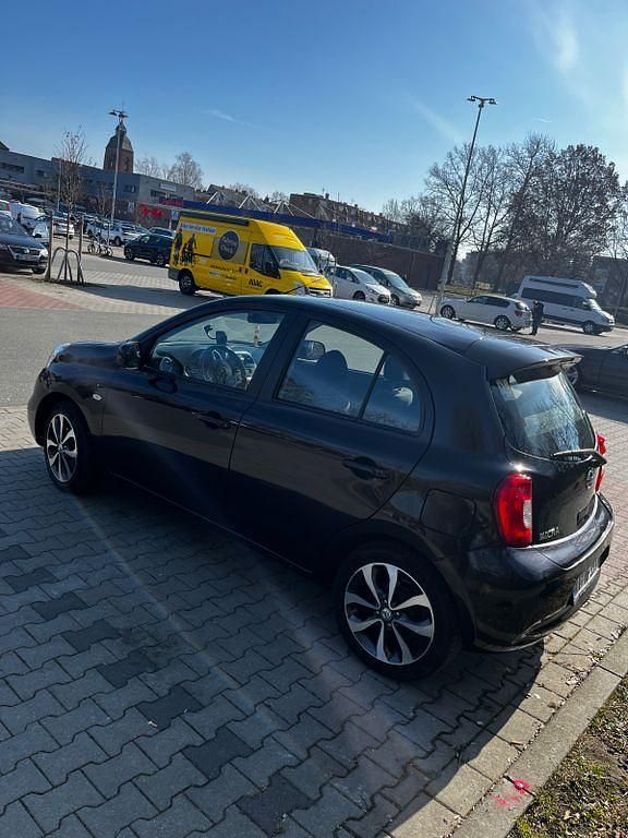 Gebraucht Nissan Micra 80 PS (58 kW) 2014 Violet Kleinwagen