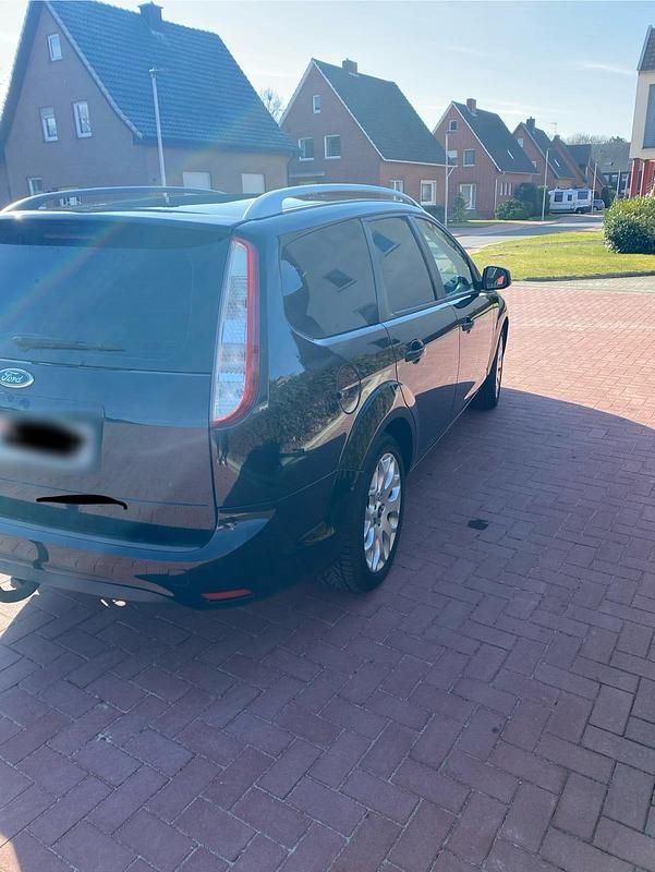 Gebraucht Ford Focus 100 PS (73 kW) 2008 Schwarz Kombi