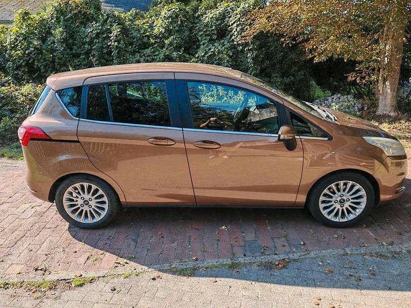Gold Gebraucht 2012 Ford B-MAX Van / Kleinbus | 6.499 € (Teuer) - Bild 1/4