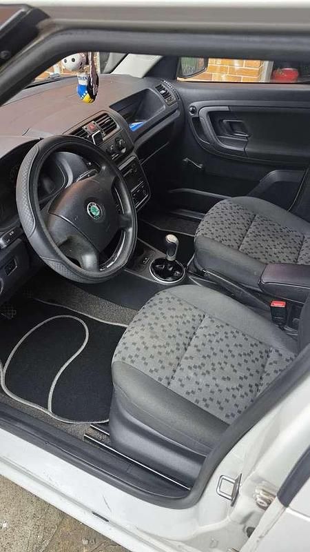 Gebraucht Skoda Roomster 80 PS (58 kW) 2008 Van / Kleinbus
