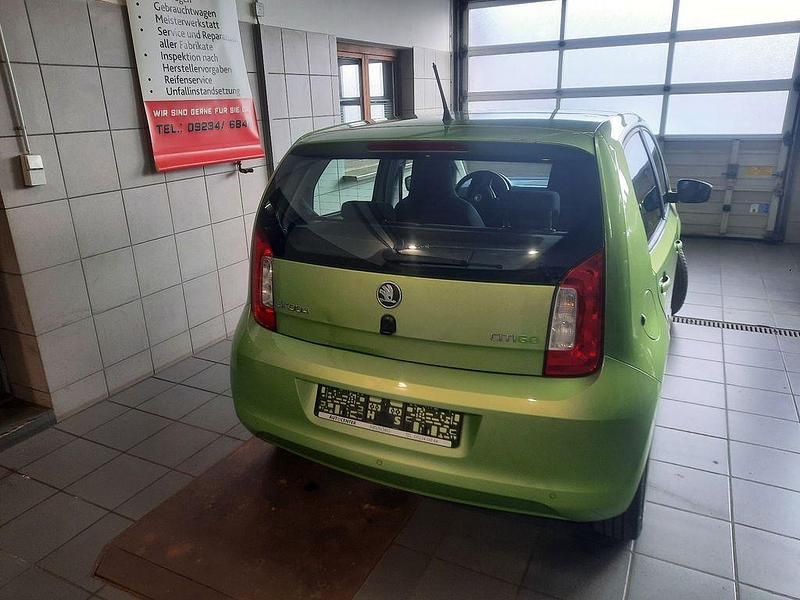 Gebraucht Skoda Citigo Ambition 75 PS (55 kW) 2014 Grün Kleinwagen