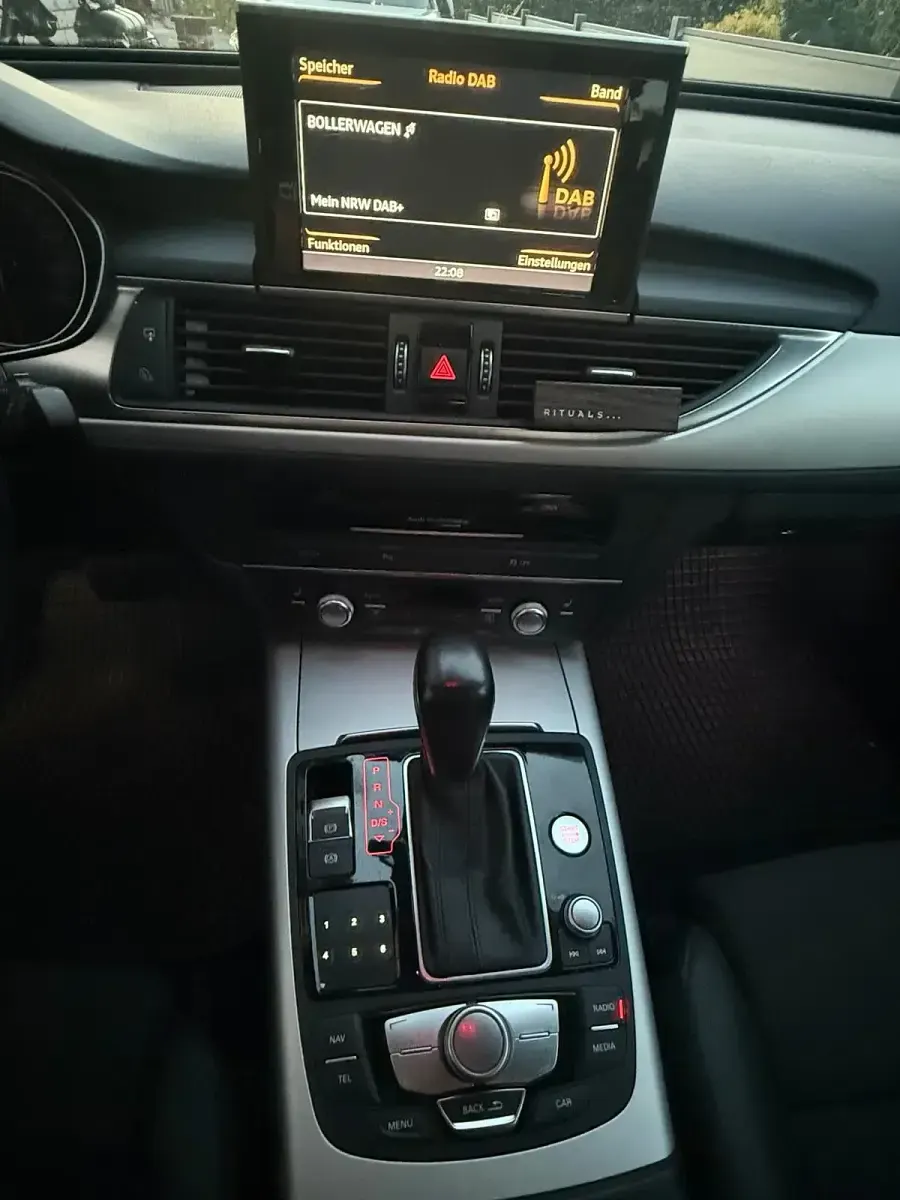 Gebraucht Audi A6 190 PS (139 kW) 2015 Blau Kombi