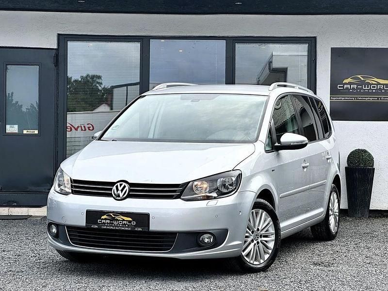 Silber Gebraucht 2014 VW Touran Cup Van / Kleinbus | 7.599 € (Guter Preis) - Bild 1/4