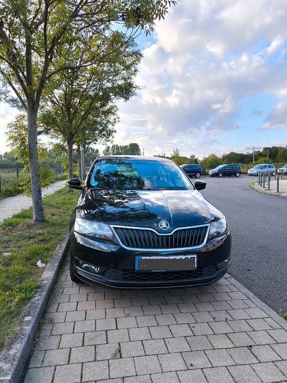 Schwarz Gebraucht 2018 Skoda Rapid Clever Limousine | 7.500 € (Guter Preis) - Bild 1/3