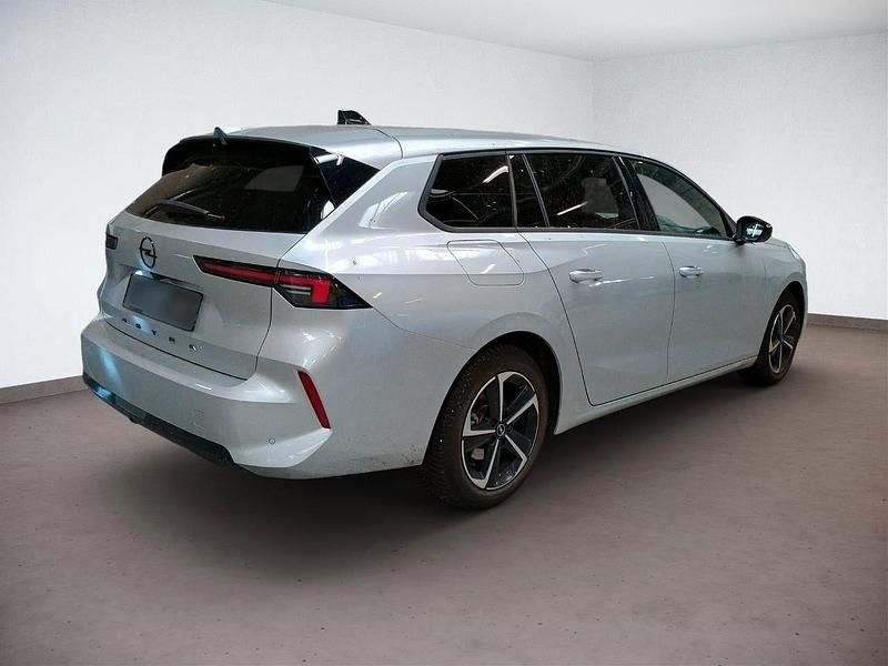 Gebraucht Opel Astra 131 PS (96 kW) 2024 Silber Kombi