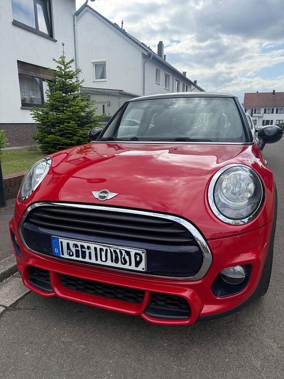 Rot Gebraucht 2016 Mini John Cooper Works Kleinwagen | 10.800 € (Fairer Preis) - Bild 1/4