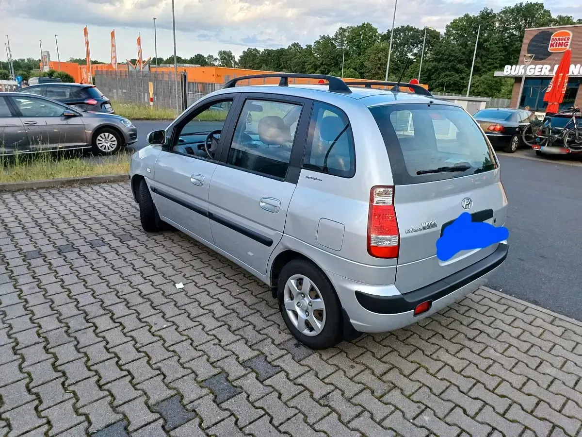 Gebraucht Hyundai Matrix 103 PS (75 kW) 2007 Grau Van / Kleinbus