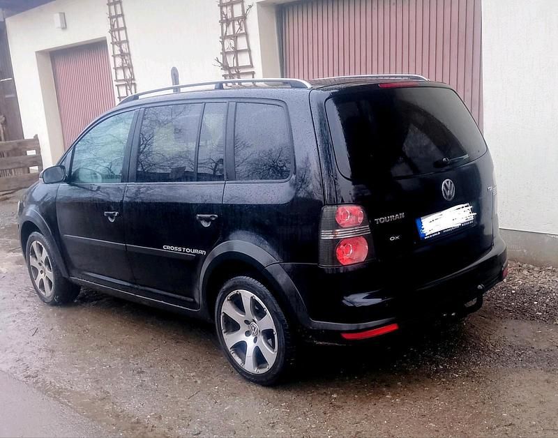 Gebraucht VW Touran Cross 105 PS (77 kW) 2007 Schwarz Van / Kleinbus