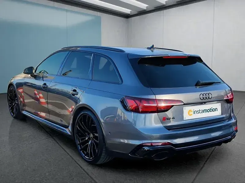 Gebraucht Audi RS4 450 PS (330 kW) 2023 Grau Kombi
