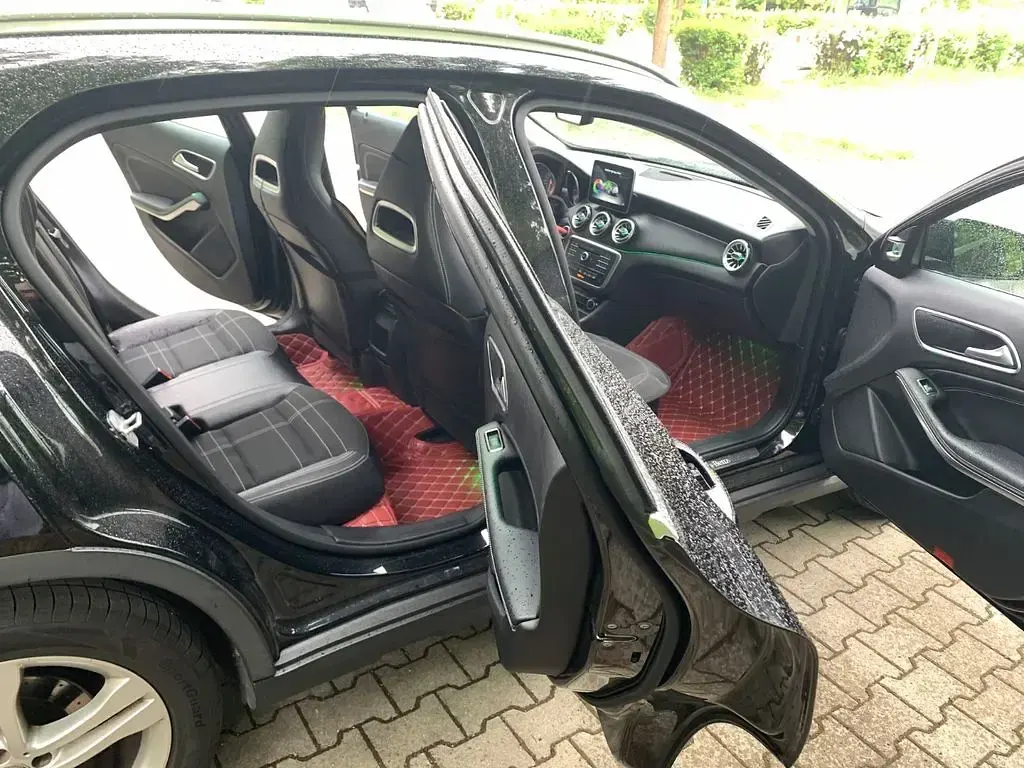 Brugt Mercedes GLA220 Urban 177 HK (130 kW) 2017 Sort SUV