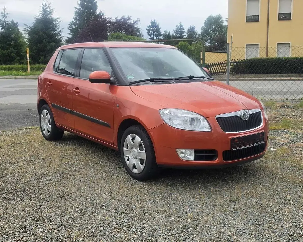 Gebraucht Skoda Fabia Ambiente 86 PS (63 kW) 2007 Orangetangerine metallic Kleinwagen