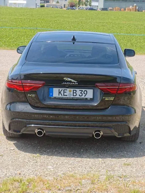 Gebraucht Jaguar XE R-Dynamic 250 PS (183 kW) 2020 Schwarz Limousine