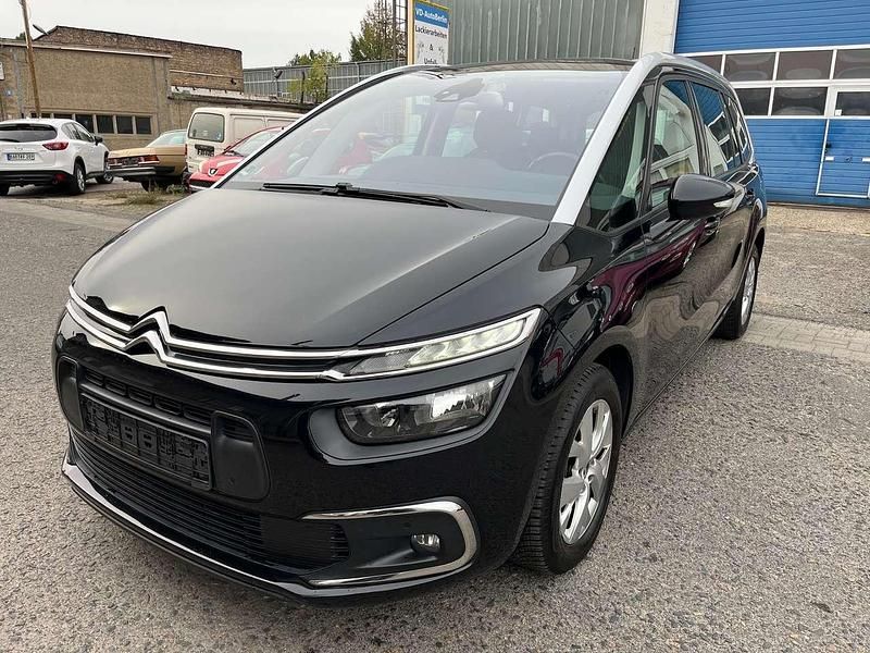 Noir onyx Gebraucht 2017 Citroën C4 SpaceTourer SELECTION Van / Kleinbus | 9.599 € (Etwas zu teuer) - Bild 1/4