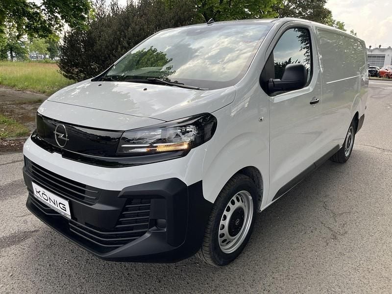 Weiß Gebraucht 2025 Opel Vivaro Van / Kleinbus | 28.115 € (Superpreis) - Bild 1/4