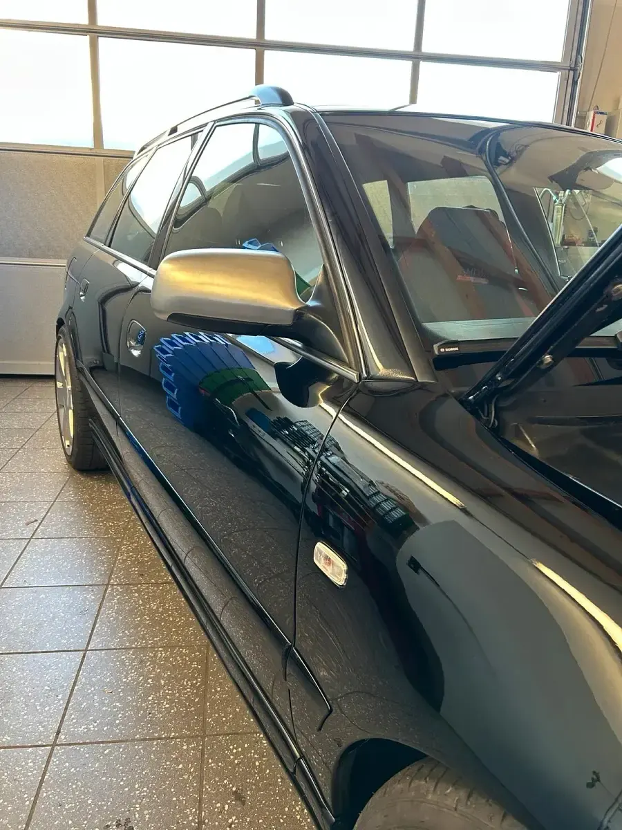 Gebraucht Audi RS4 265 PS (194 kW) 2001 Schwarz Kombi