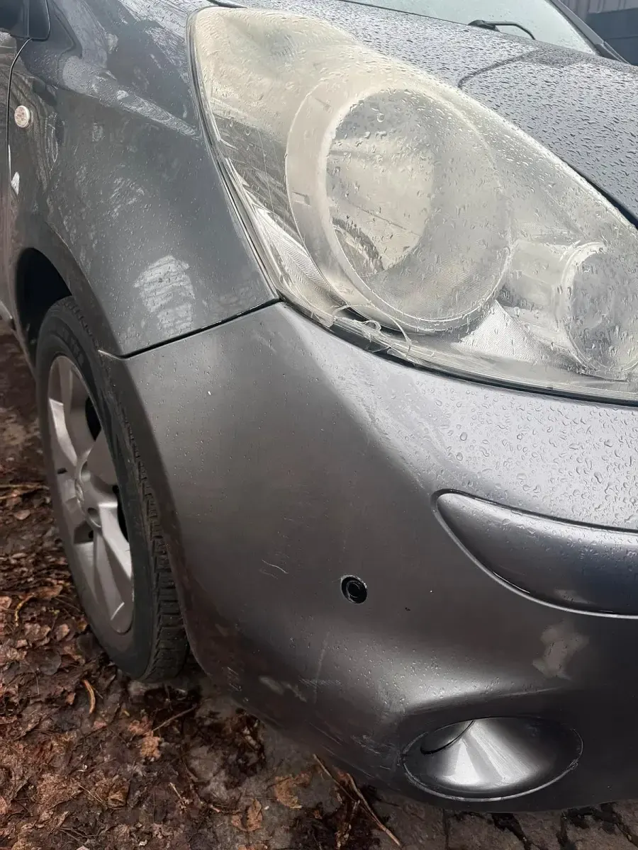 Gebraucht Nissan Note 80 PS (58 kW) 2011 Silber Kleinwagen