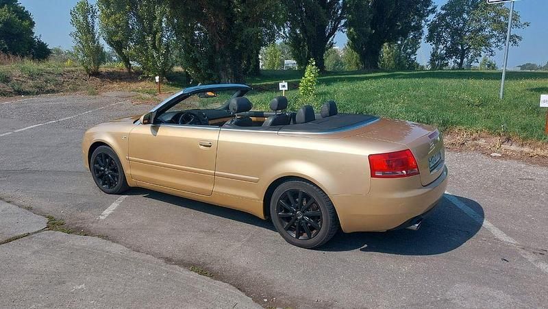 Gebraucht Audi A4 Cabriolet 163 PS (119 kW) 2006 Gold Cabrio