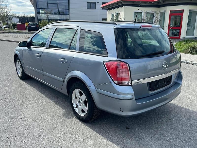 Gebraucht Opel Astra Catch Me 105 PS (77 kW) 2007 Grau Kombi