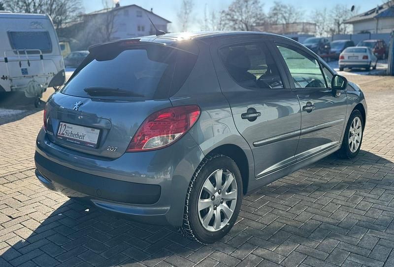 Gebraucht Peugeot 207 S 90 PS (66 kW) 2010 Grau Kleinwagen