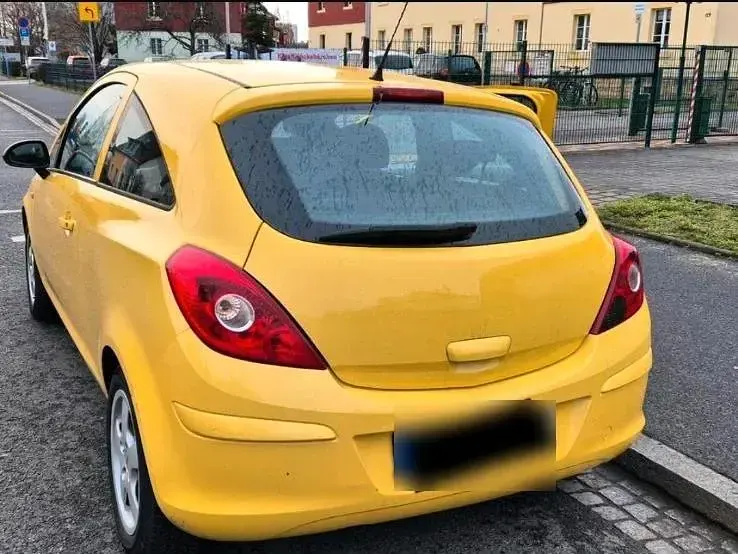 Gebraucht Opel Corsa 60 PS (44 kW) 2008 Gelb Kleinwagen