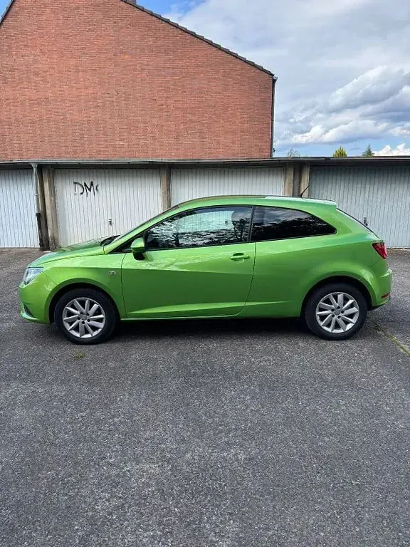 Gebraucht Seat Ibiza SC Style 69 PS (50 kW) 2013 Grün Kleinwagen