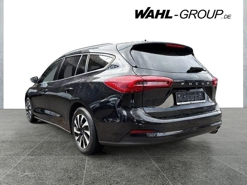 Używany Ford Focus Titanium 116 KM (85 kW) 2024 Czarny Sedan/Limuzyna