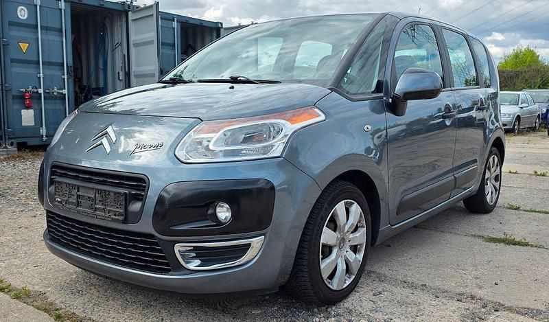 Grau Gebraucht 2012 Citroën C3 Picasso Tendance Van / Kleinbus | 2.900 € (Fairer Preis) - Bild 1/4