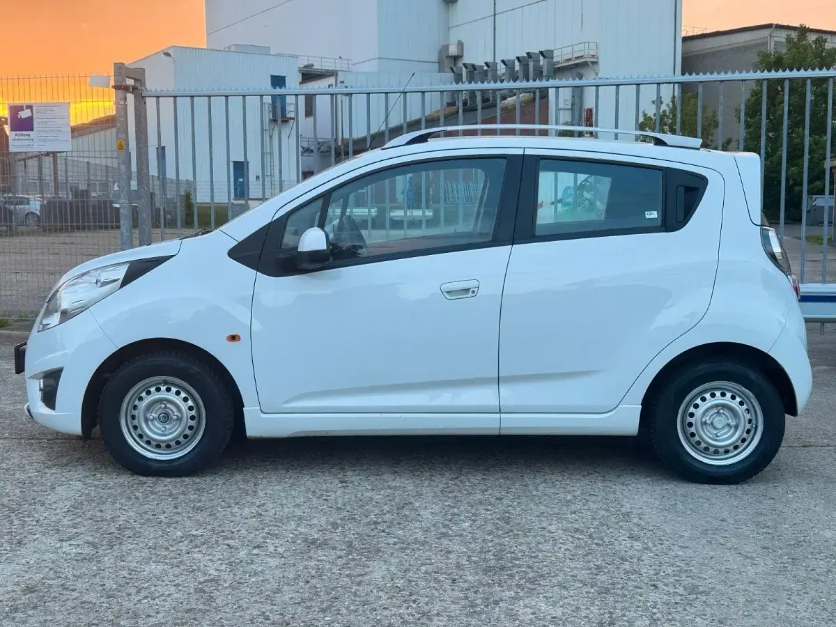 Brugt Chevrolet Spark LT 82 HK (60 kW) 2010 Hvid Hatchback