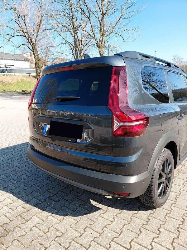 Gebraucht Dacia Jogger Extreme 110 PS (80 kW) 2022 Grau Van / Kleinbus
