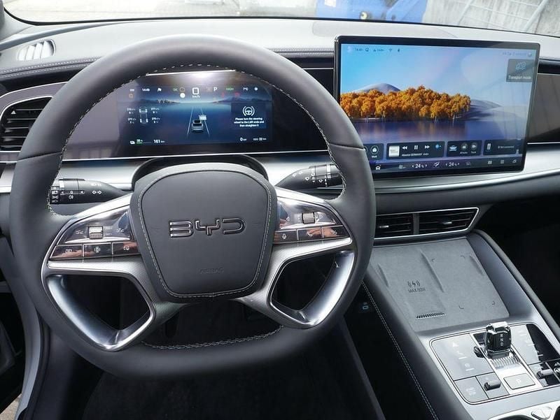 Neu BYD Sealion 7 Design 389 kW (530 PS) 2026 Grau SUV