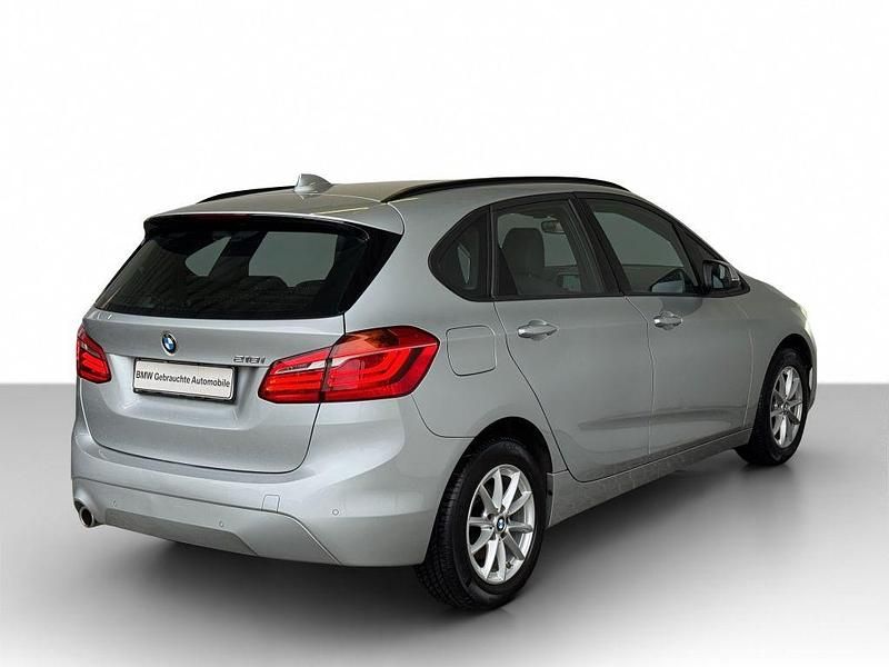 Gebraucht BMW 218 Active Tourer Advantage 140 PS (102 kW) 2019 Silber Van / Kleinbus