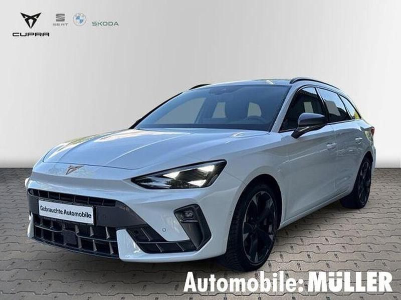 Weiss Gebraucht 2024 Cupra Leon Kombi | 30.789 € (Fairer Preis) - Bild 1/4