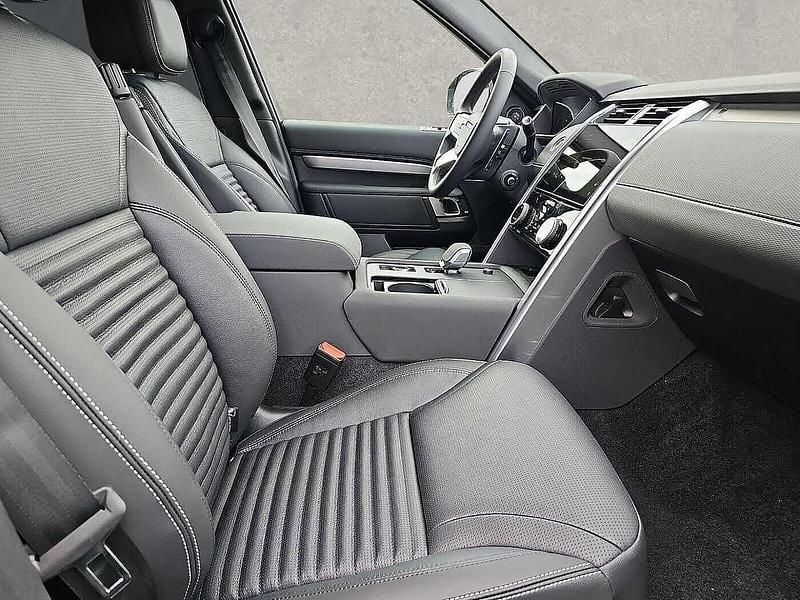 Gebraucht Land Rover Discovery 5 SE Dynamic 252 PS (185 kW) 2024 Carpathian grey SUV