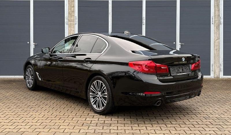 Gebraucht BMW 530e iPerformance 252 PS (185 kW) 2019 Schwarz Limousine
