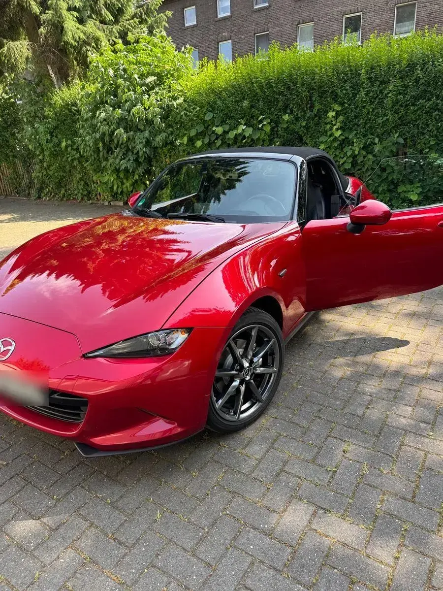 Gebraucht Mazda MX5 Sports-Line 160 PS (117 kW) 2015 Rot Cabrio