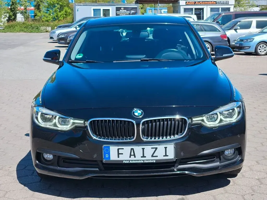 Gebraucht BMW 320 Advantage 163 PS (119 kW) 2017 Schwarz Kombi