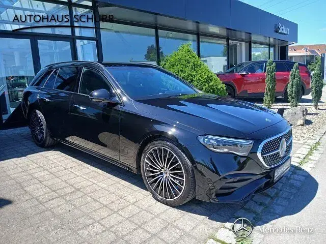 Gebraucht Mercedes E450 367 PS (269 kW) 2026 Schwarz Limousine
