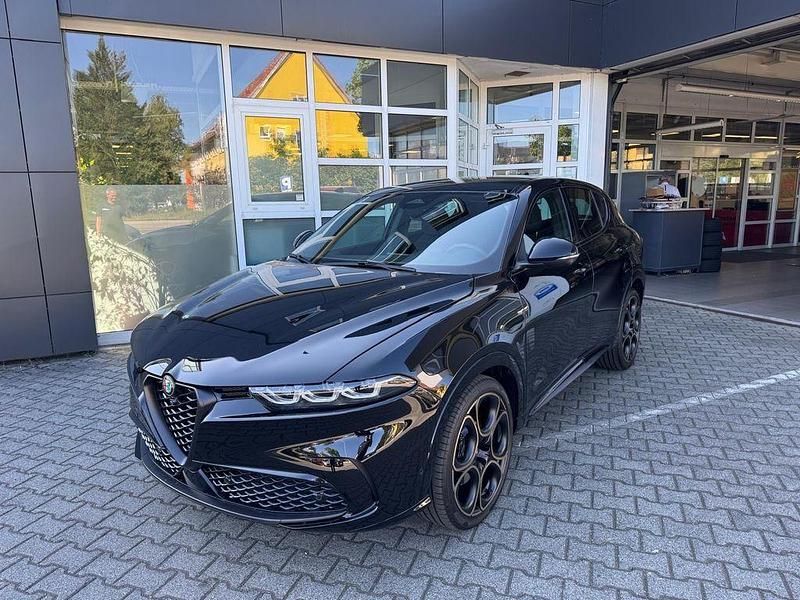 Neu Alfa Romeo Tonale 160 PS (117 kW) 2025 Schwarz SUV