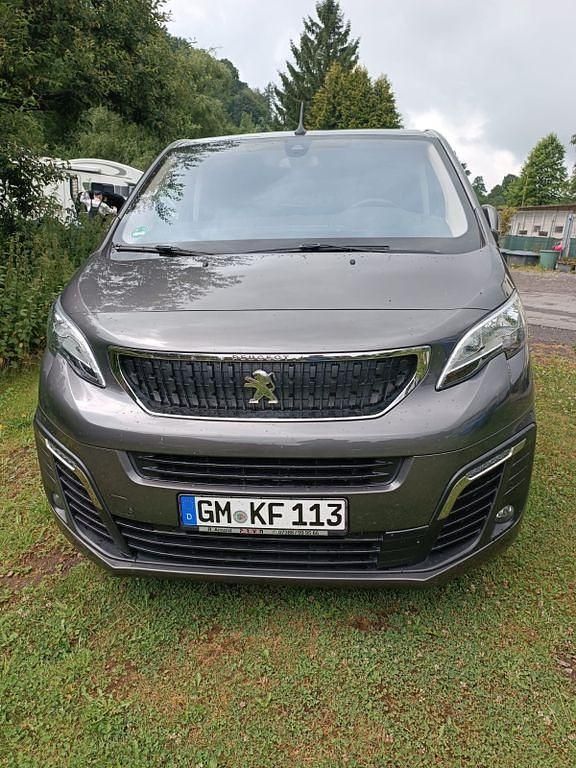 Gebraucht 2021 Peugeot Traveller Van / Kleinbus | 36.500 € (Fairer Preis) - Bild 1/4
