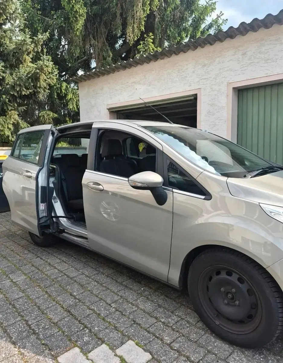 Gebraucht Ford B-MAX 95 PS (69 kW) 2012 Beige Van / Kleinbus