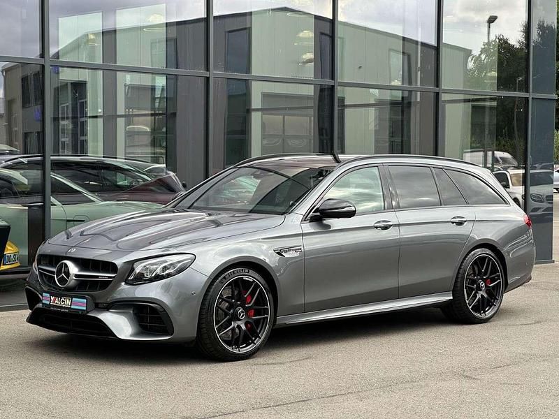 Gebraucht Mercedes E63 AMG AMG 612 PS (450 kW) 2018 Grau Kombi