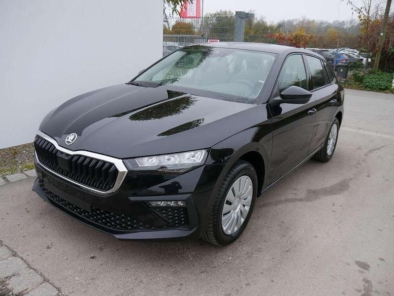 Neu Skoda Scala Selection 150 PS (110 kW) 2026 Blackmagic perleffekt Kleinwagen