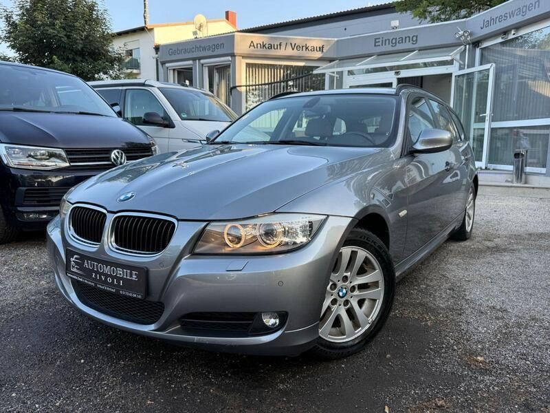 Grau Gebraucht 2010 BMW 320 Comfort Edition Kombi | 6.940 € (Fairer Preis) - Bild 1/4