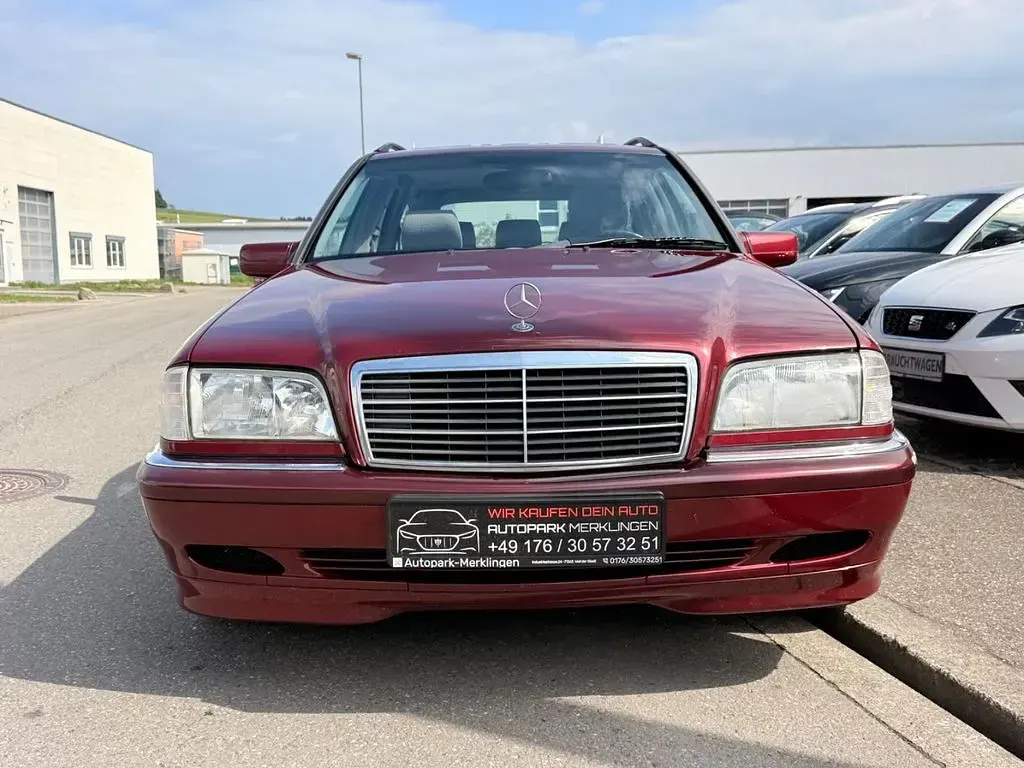 Gebraucht Mercedes C180 Elegance 122 PS (89 kW) 1999 Rot Limousine